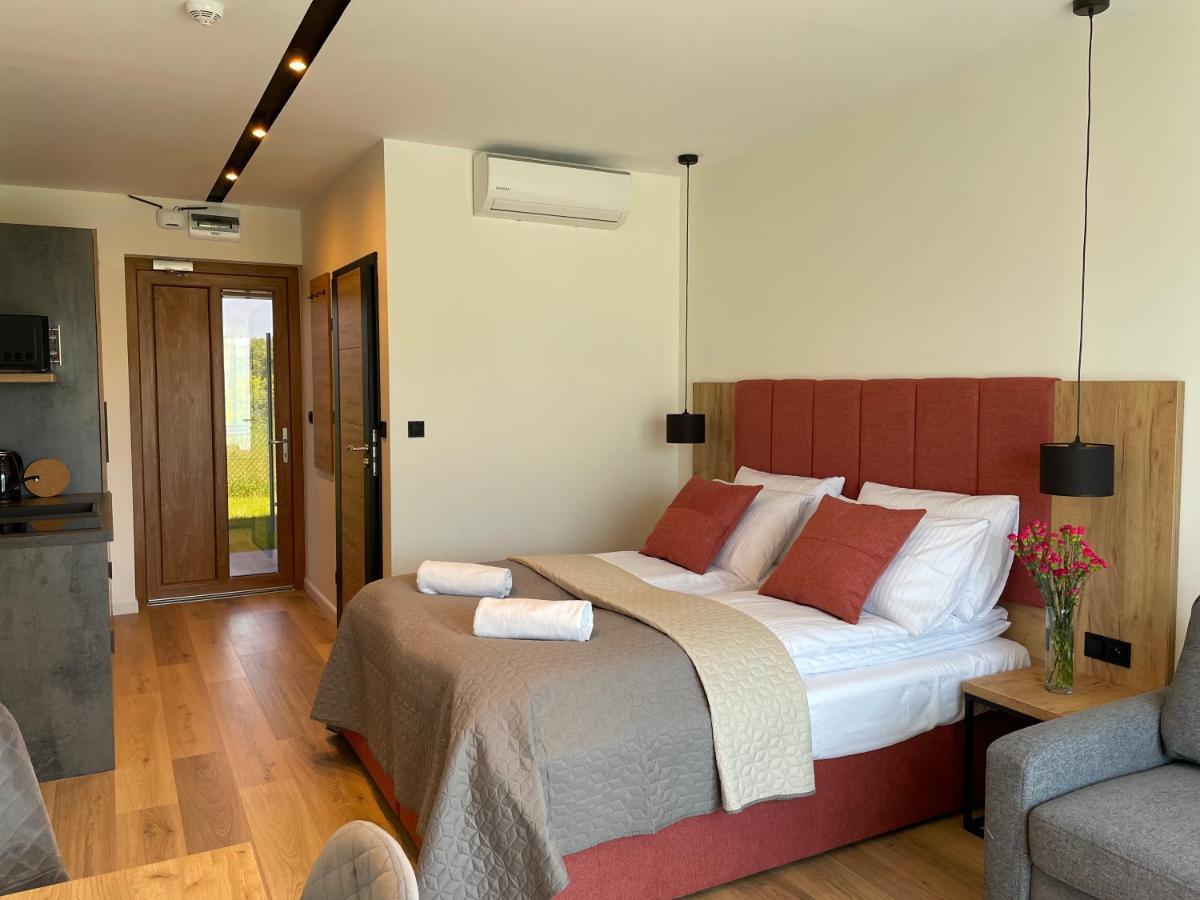 Hotel Royal Blue Port Rowy  Exterior foto